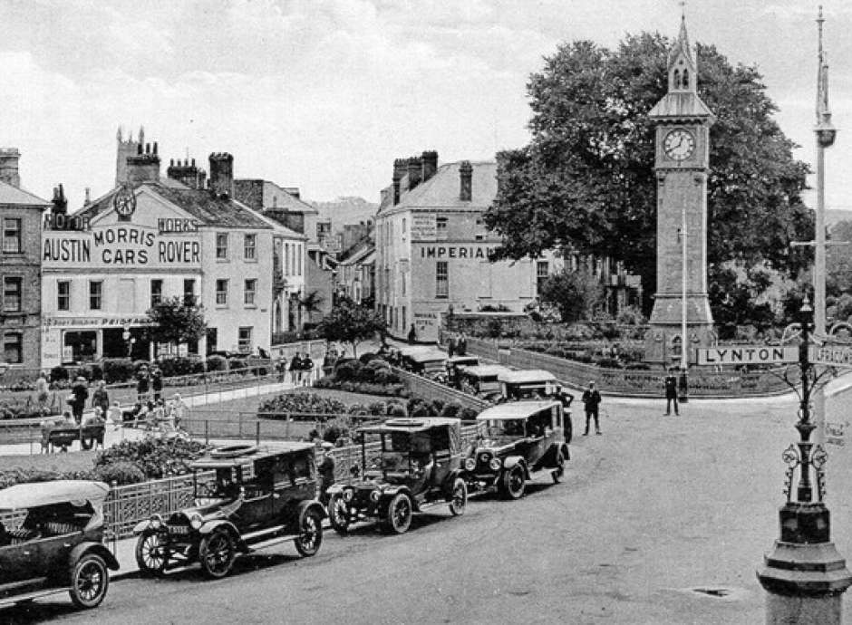 Old black and white image of Barnstaple Square with Imperial Hotel in center